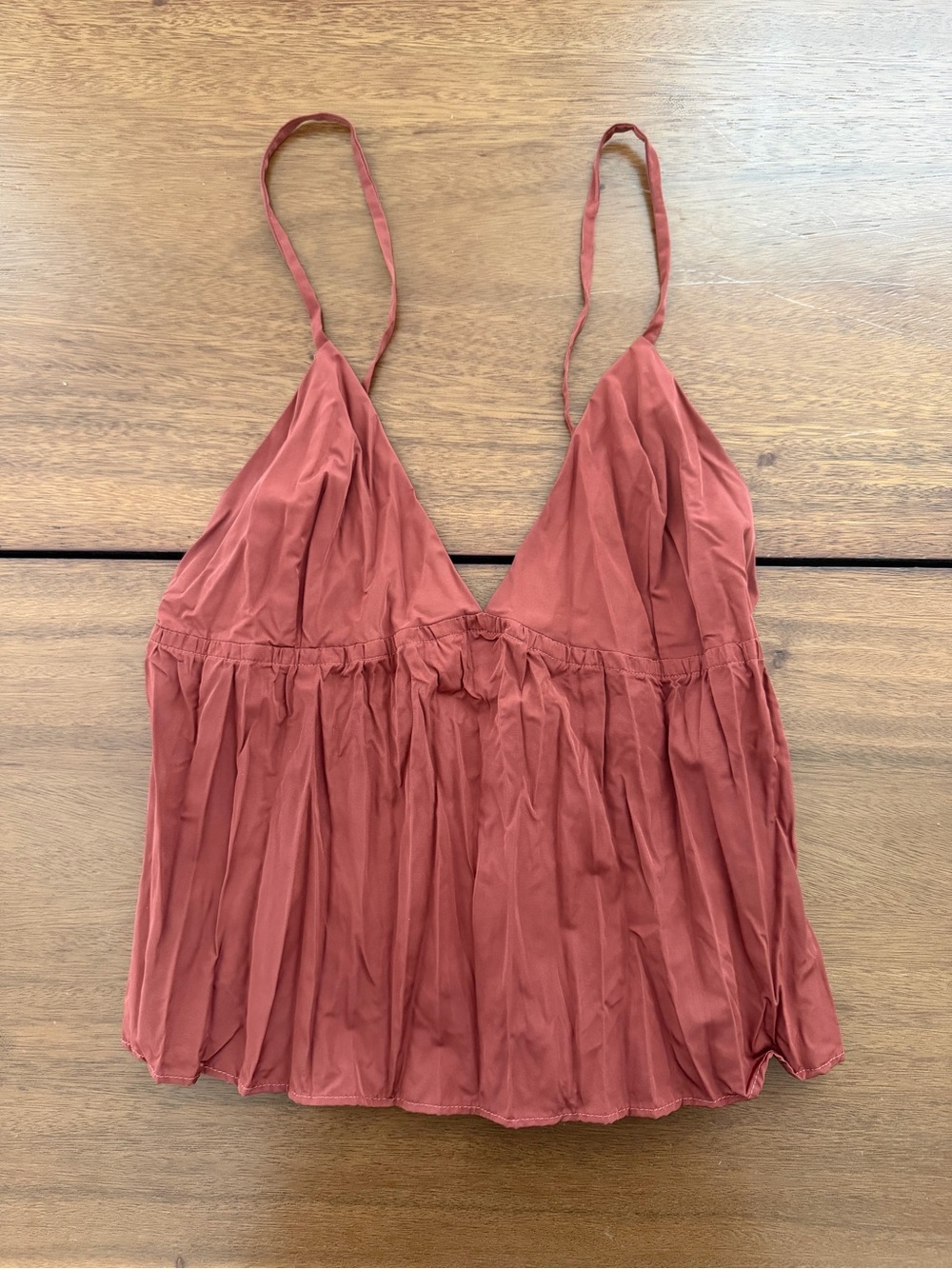 Modern Citizen Hibiscus Spaghetti-Strap Pleated Tank